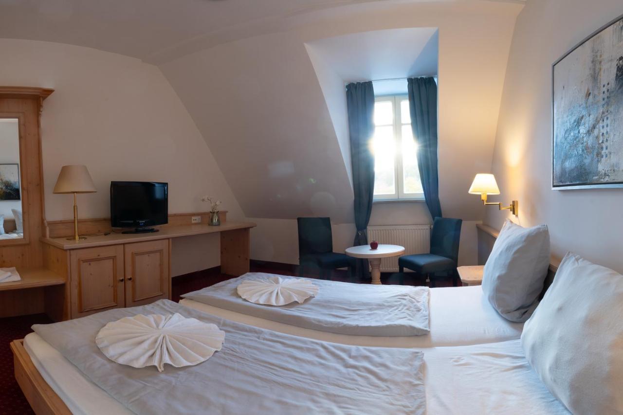 Deutenhof Hotel, Restaurant & Veranstaltung バート・アプバッハ エクステリア 写真